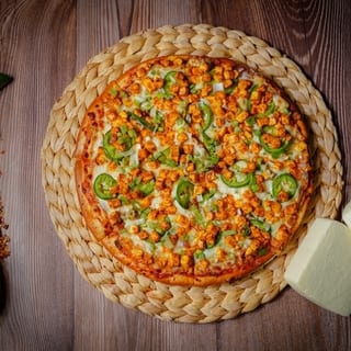 Chili Paneer Pizza
